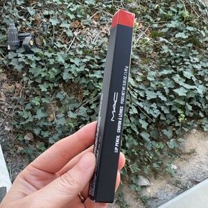 Mac Lip Pencil Lipliner CHILI RIMMED - Full Size 1.45 g / 0.05 Oz. - New In Box